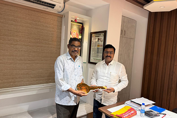 Happy homeowners of Shree Varu Homes, Chennai